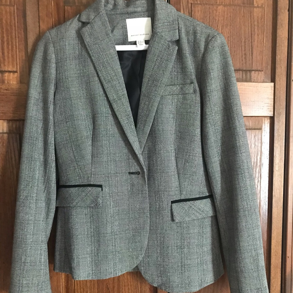 Mercer & Madison Blazer